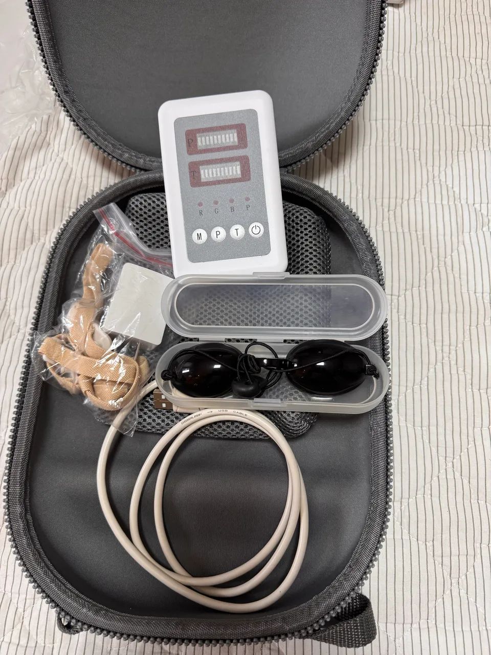  Máscara Facial LED Aphrona Moonlight - Perfeito Estado, com Caixa e Acessórios - Foto 4