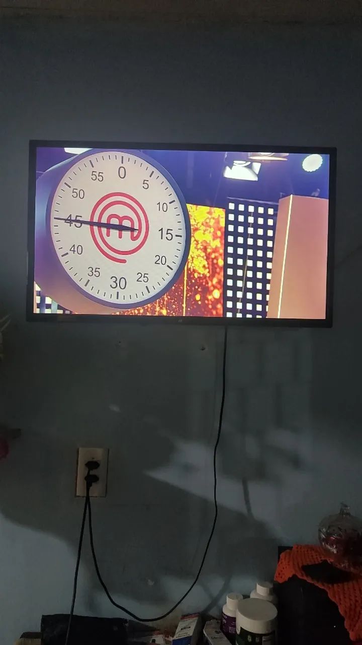 TV Smart 32 polegadas FUNCIONANDO NORMAL