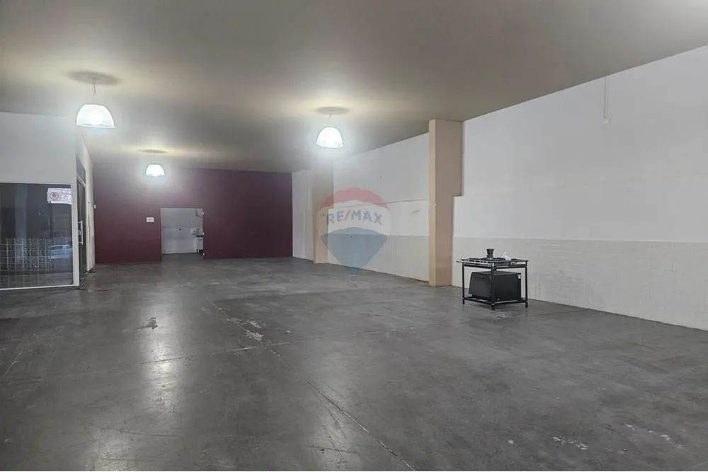 RE/MAX ALUGA Galpão Comercial com fácil acesso e inúmeras possibilidades em Vinhedo, SP po - Foto 3