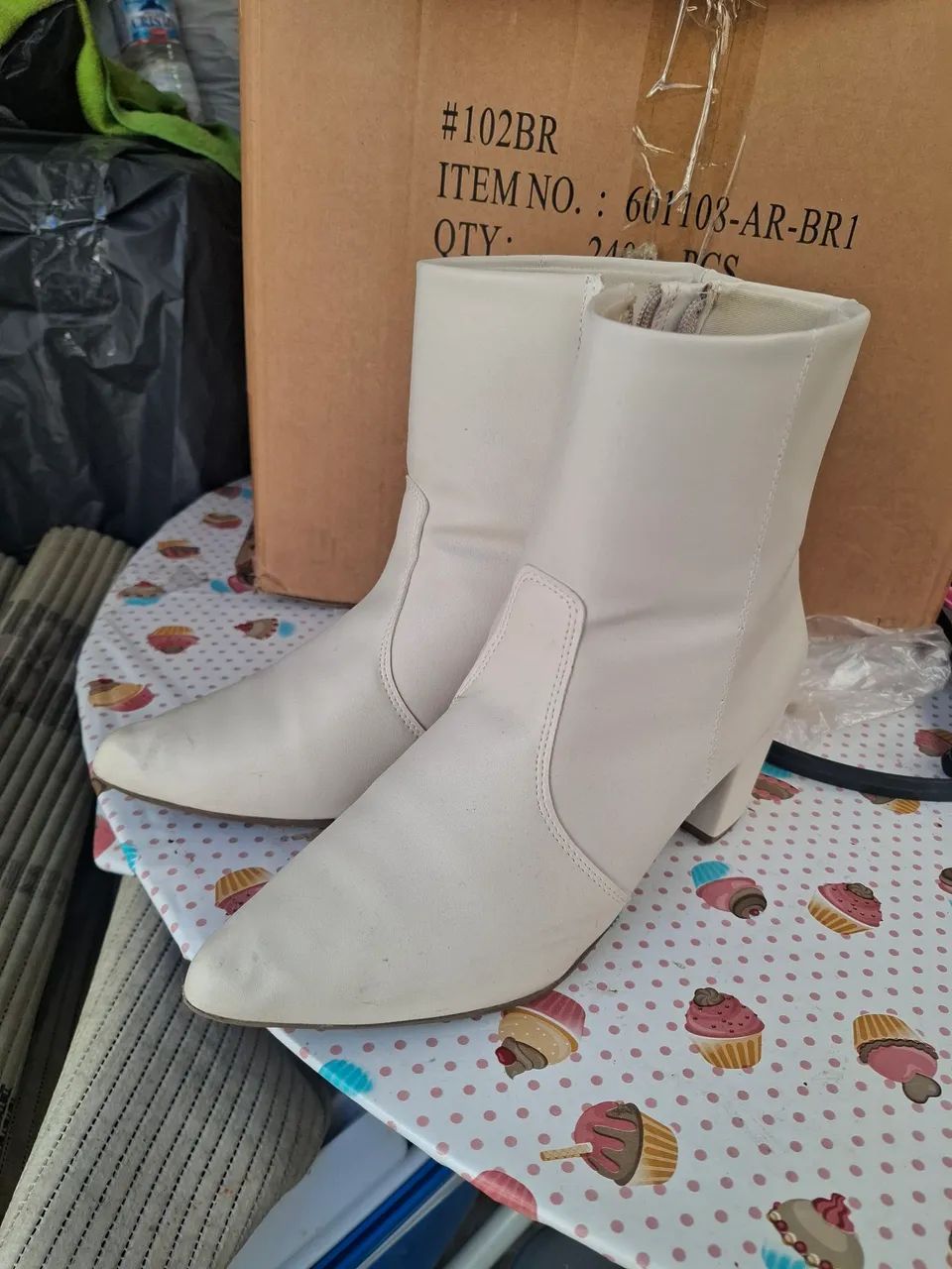 Bota Feminina Bege - Foto 4
