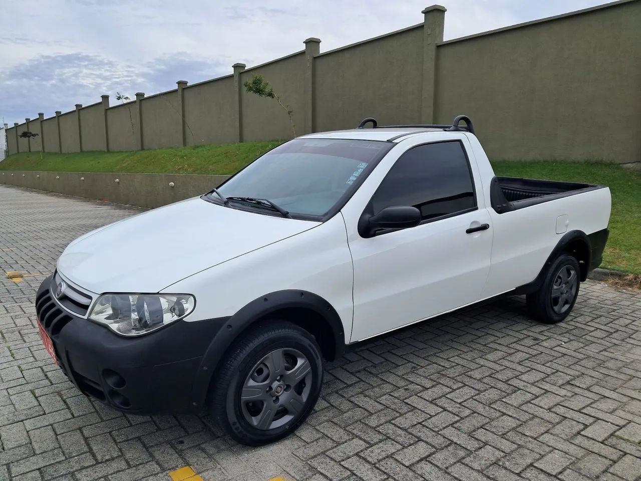 Fiat Strada 1.4 MPI Fire Flex 8V CS 2011