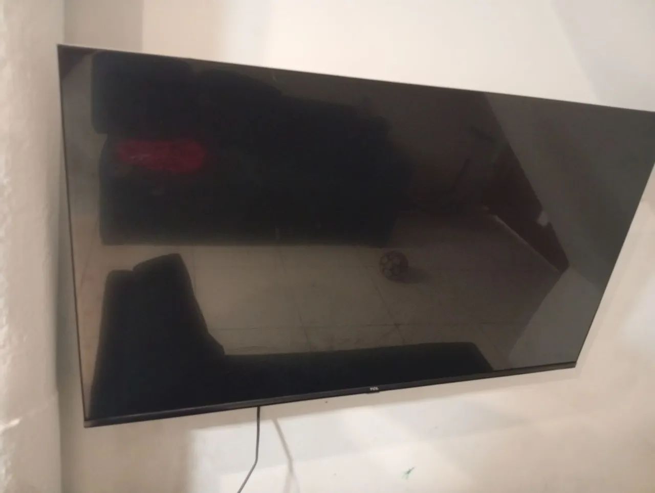 Televisão TCL com defeito 