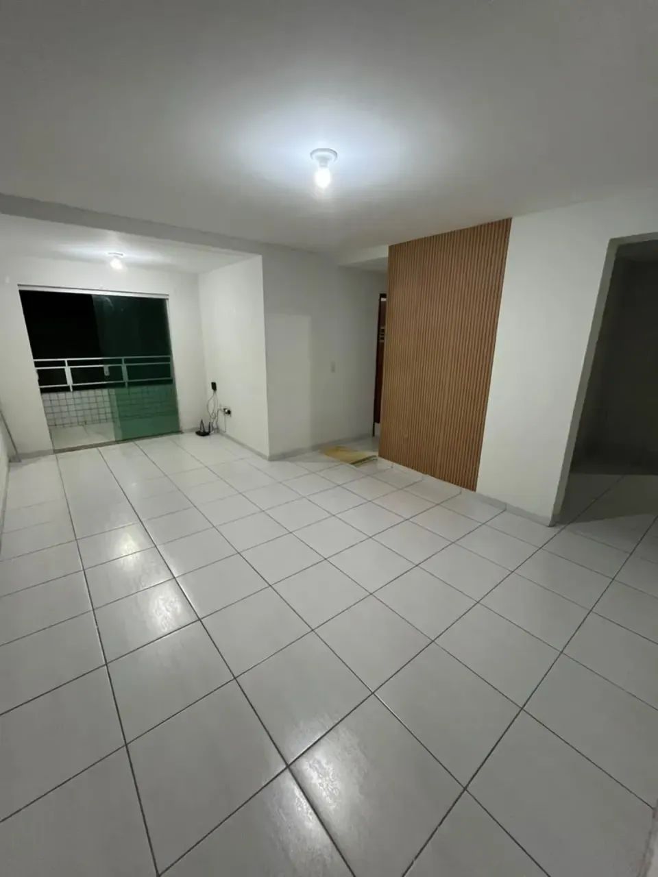 ALUGO APARTAMENTO COM UMA LOCALI EXCELENTE COM 2 QUARTOS - Foto 2