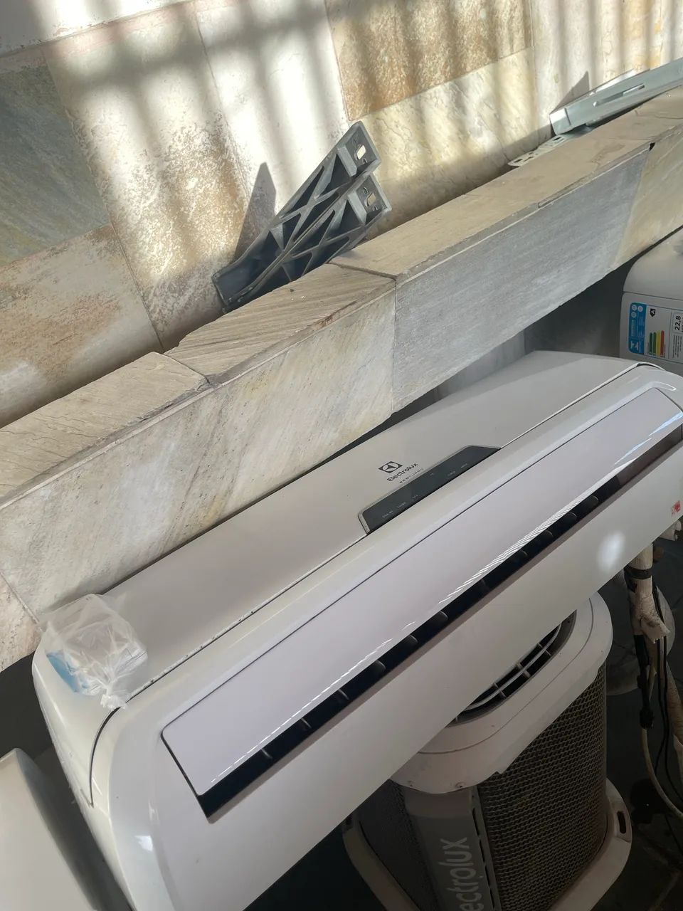 Central de Ar Electrolux 12.000 BTUs - Bom Estado - R$ 700
