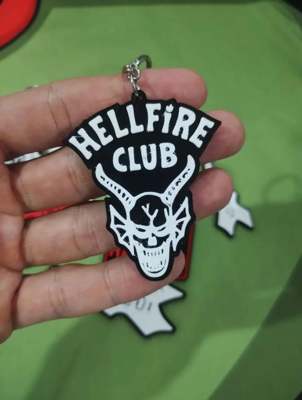 Chaveiro Stranger Things - Vecna On Eleven Hawkins hellfire - NerdDog Store - Foto 4