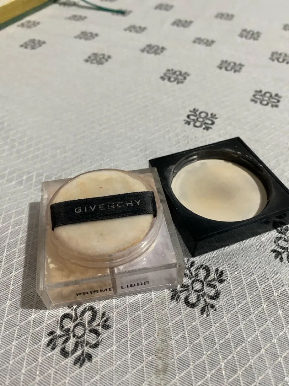 Pó mini prisme libre Givenchy  - Foto 2