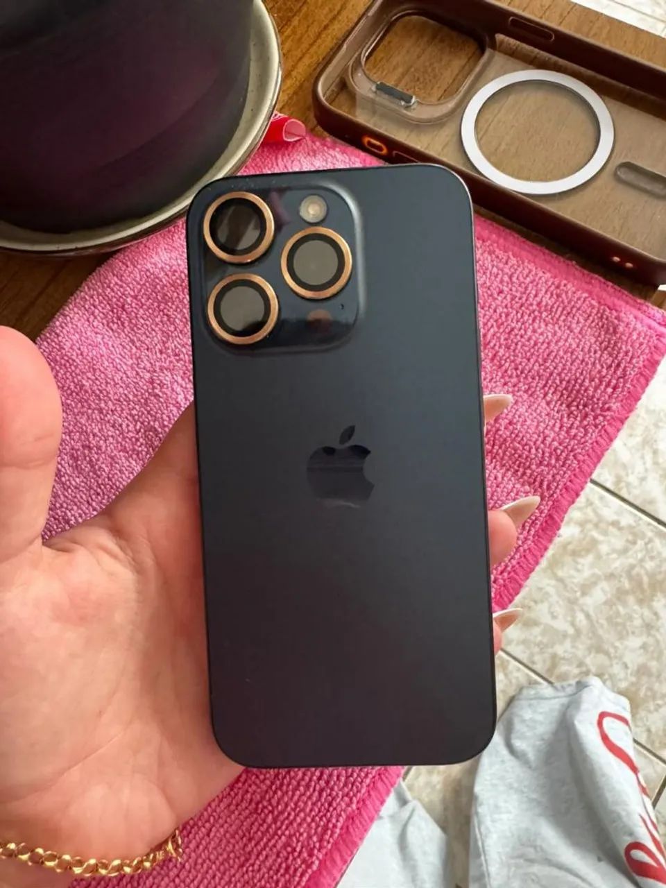 iPhone 15 Pro 256GB - Foto 2
