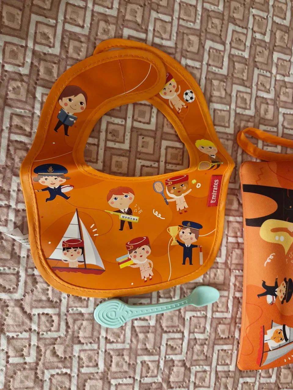 Kit infantil necessaire + babador - Foto 4