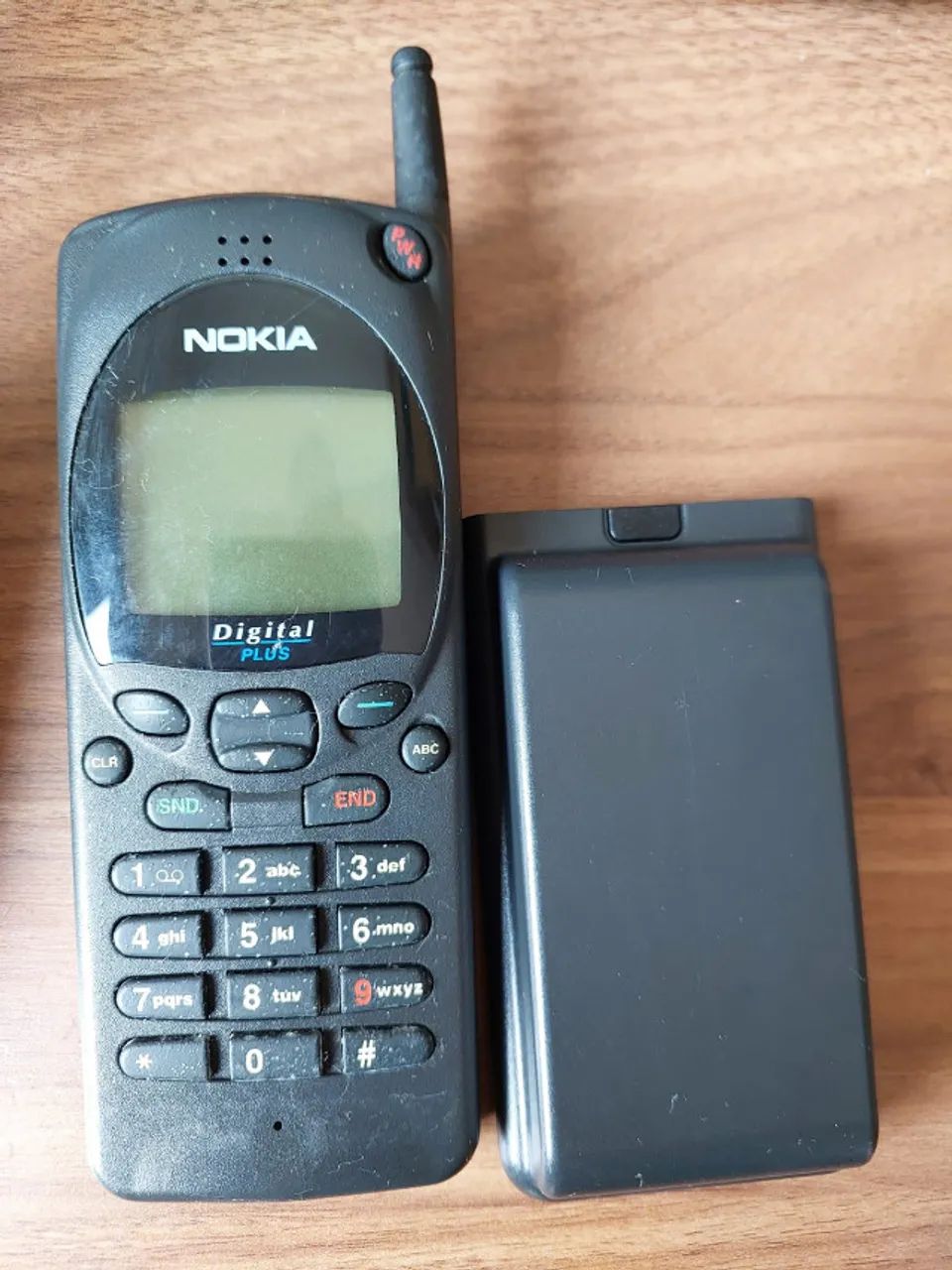 Antigo Celular Nokia 2160, com capa de couro!  - Foto 2