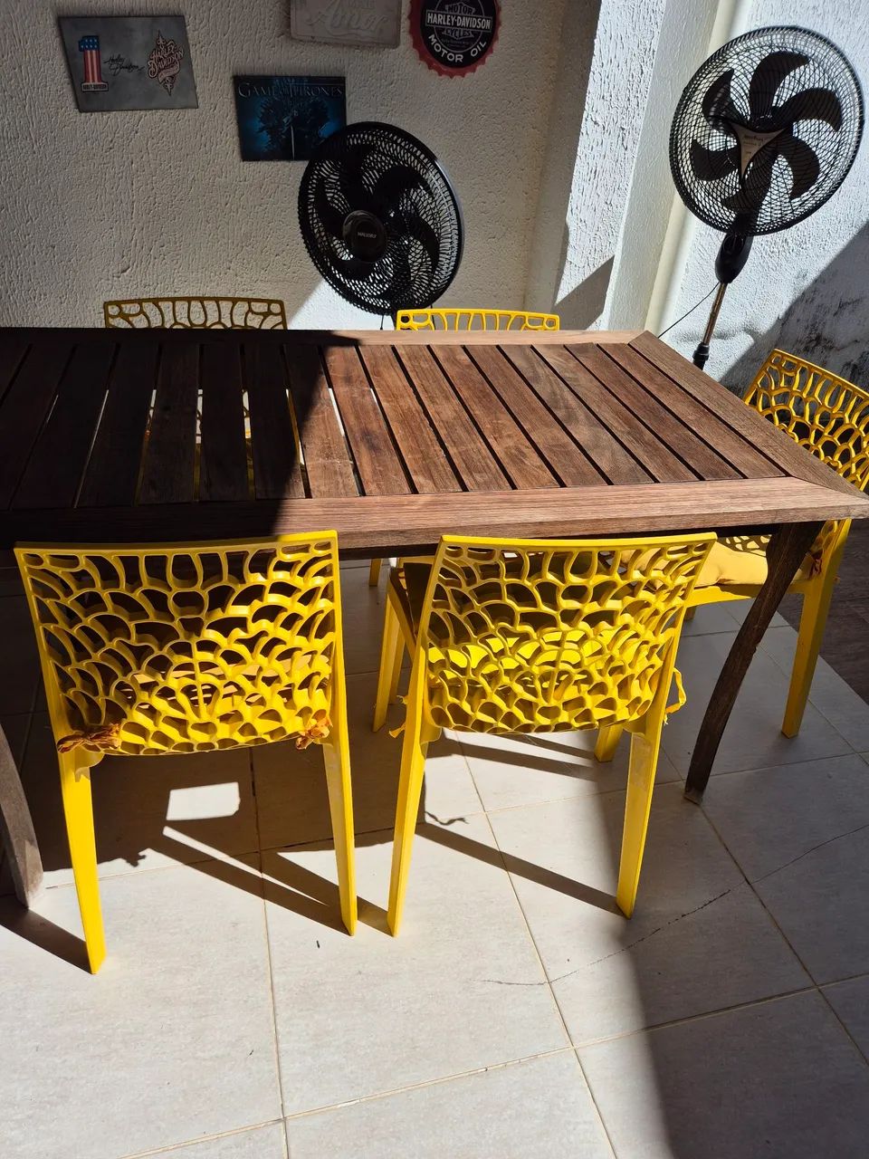 Cadeira Amarela  - Foto 3