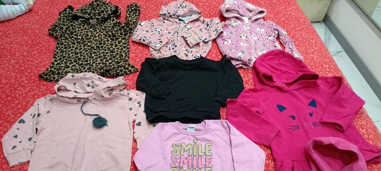 Casaquinho de moletom tamanho 12 meses