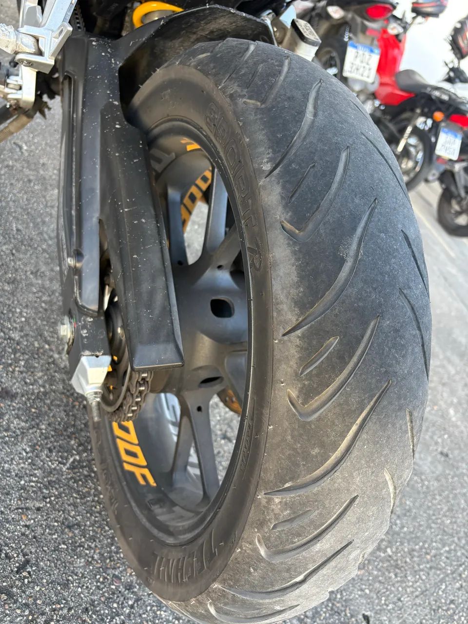 CB Twister 300f - Foto 2