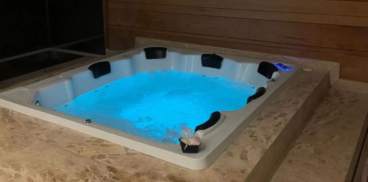 Banheira SPA de maior profundidade do Centro Oeste  - Foto 2