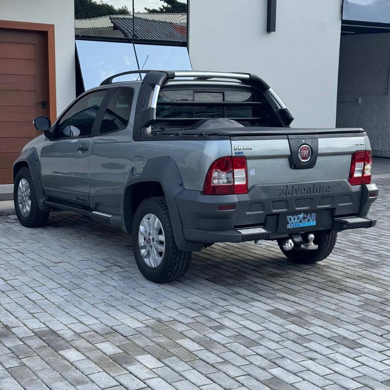 Fiat Strada Adventure1.8/ 1.8 Locker Flex CD 2013 - Foto 4