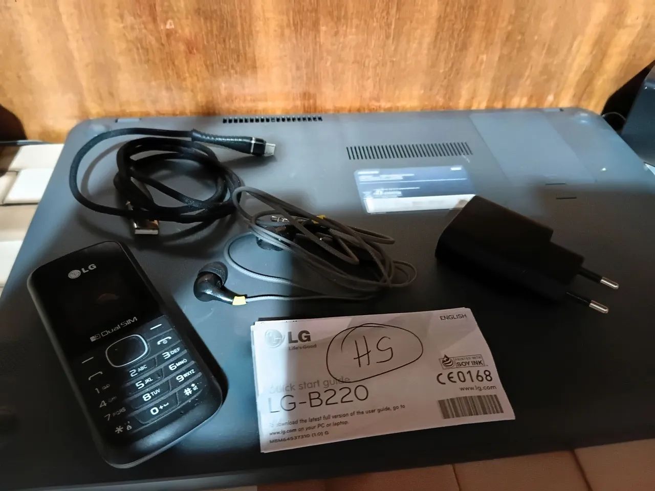 VENDA DE CELULAR LG NOVO SEM USO! 