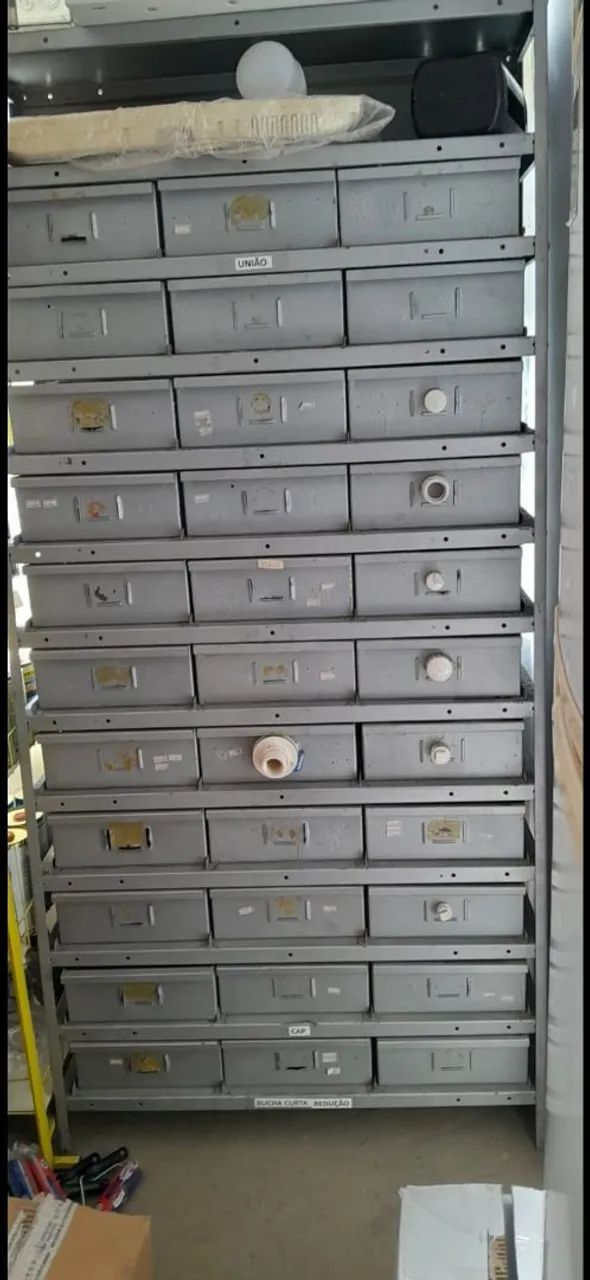 Estante de ferro galvanizado