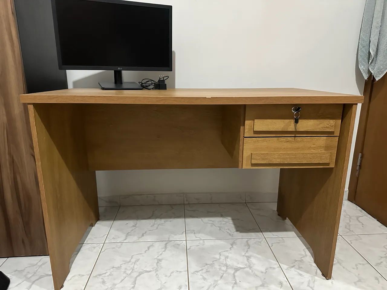 Vendo mesa de escritório 