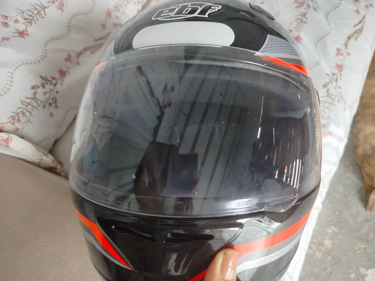 Capacete tamanho 60 - Foto 2