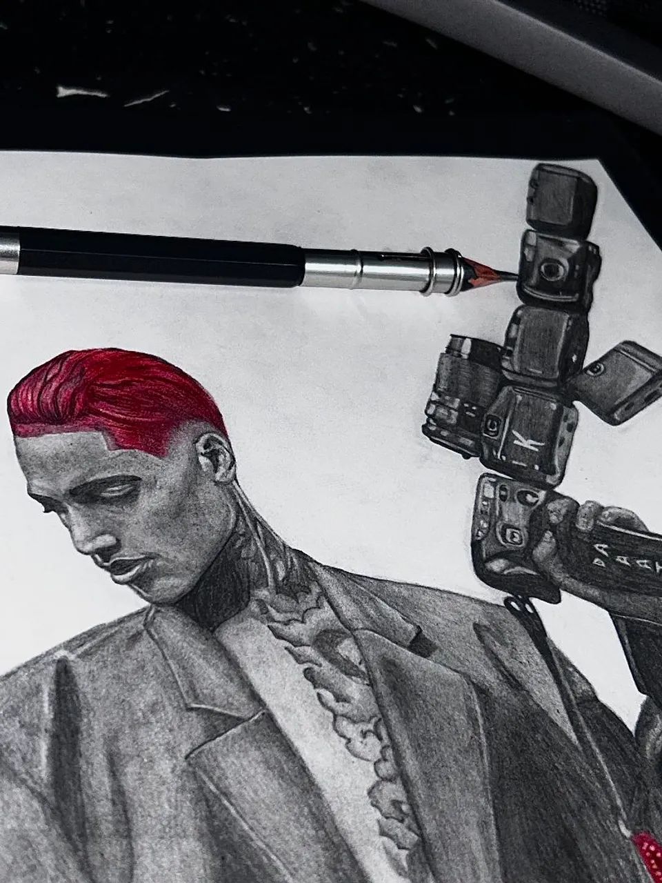 Desenhos realista  - Foto 4
