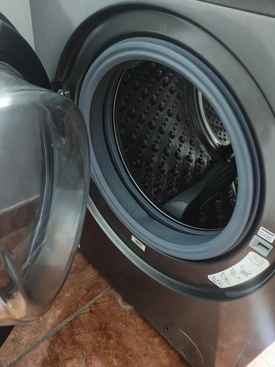 *GELADEIRA E MÁQUINA LAVA E SECA* 