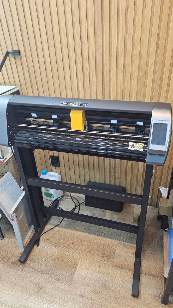 Plotter de Recorte Bannercut 