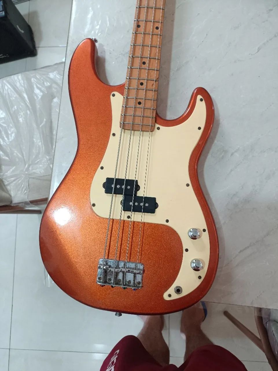 Contrabaixo precision 4 cordas