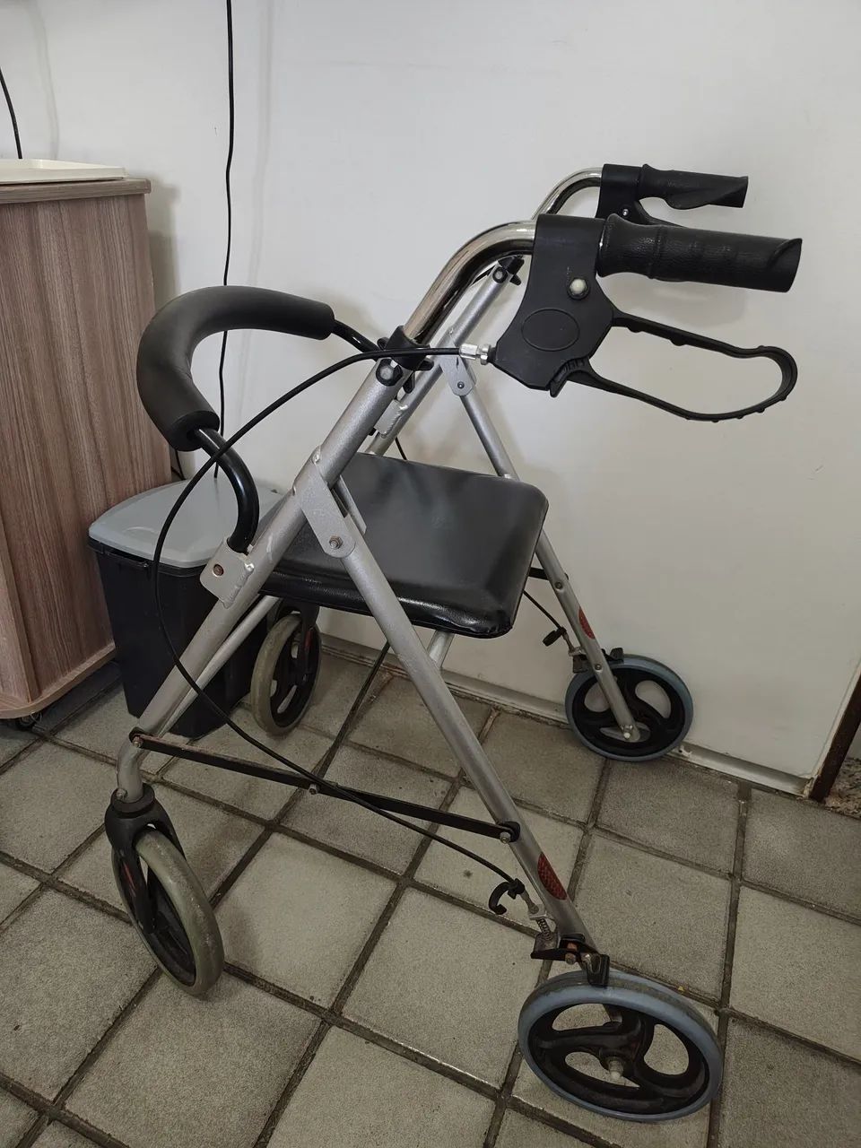 Andador de Alumínio  - Foto 2