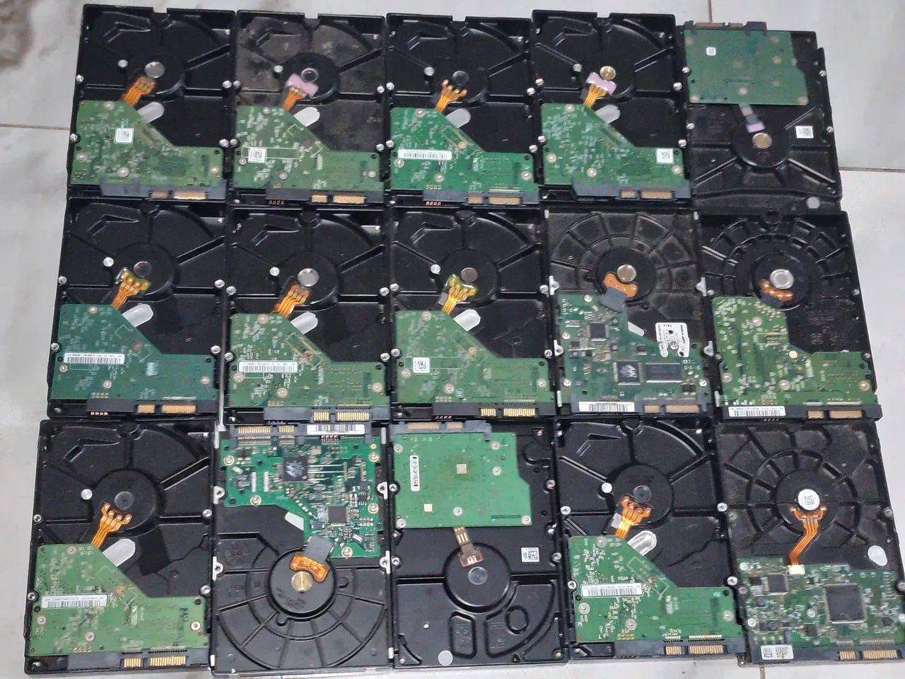 Lote de HDs de computador no estado - Foto 4