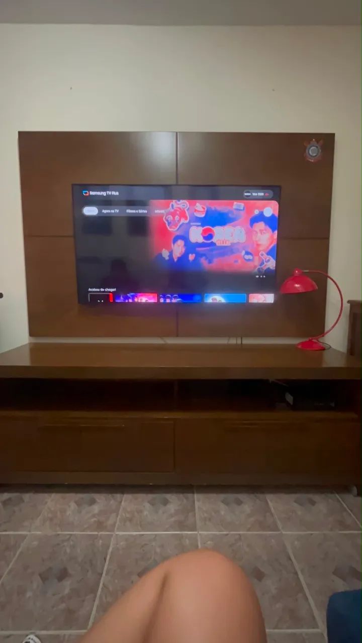 Vende-se rack e painel madeira  - Foto 2