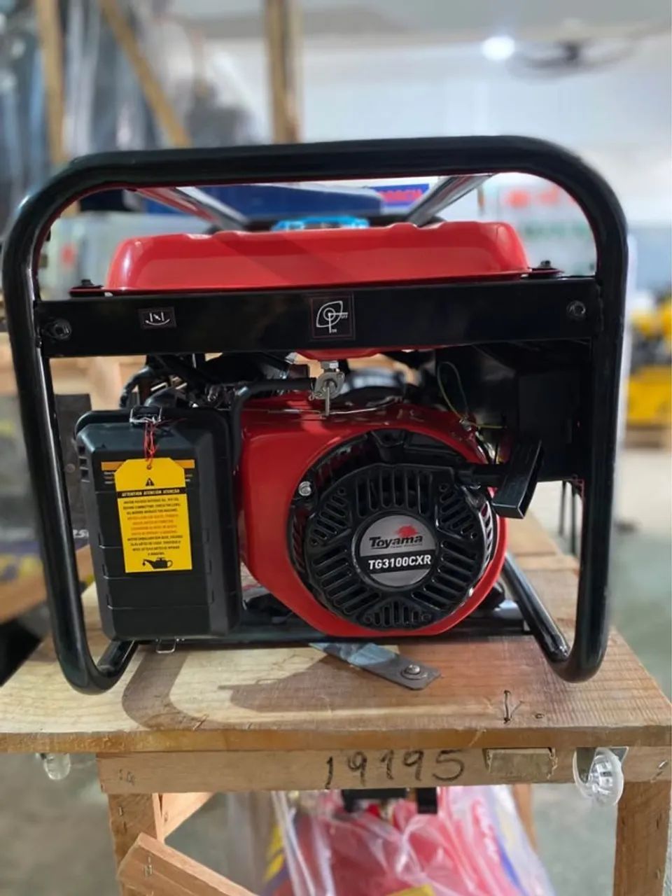 Gerador de Energia a Gasolina 3.1 kVA Toyama 220v Mono - Novo/Loja - Foto 3