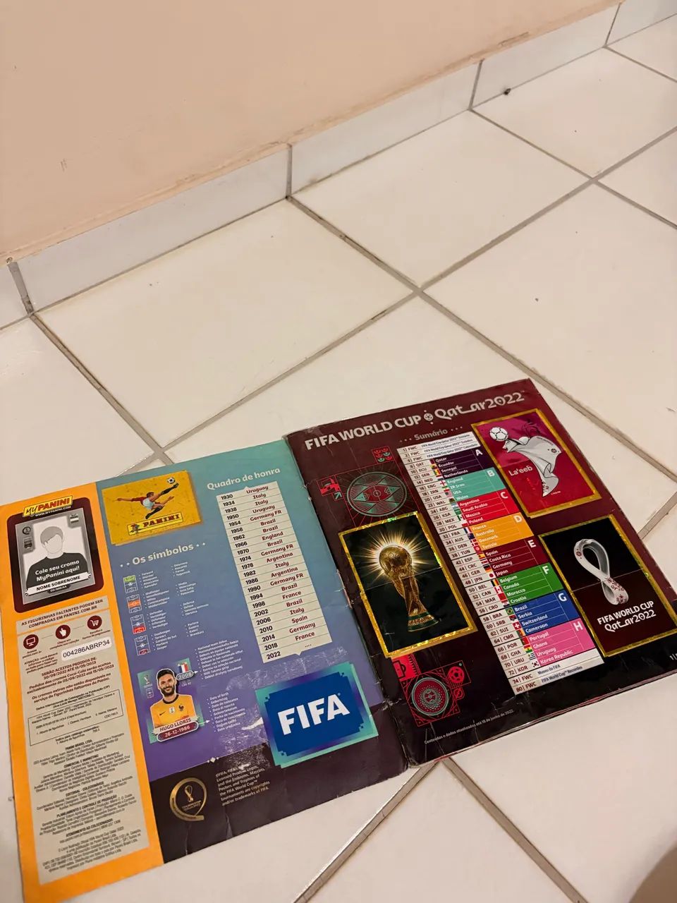 Álbum da copa 2022 completo 