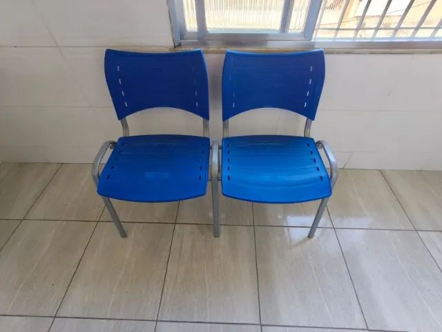 cadeiras Fixas plásticas  de recepção  - Foto 2