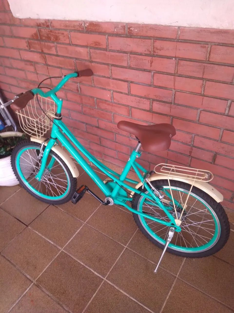 Bicicleta Infantil Semi nova  - Foto 3