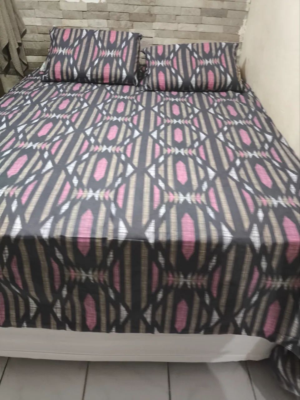 Cama box queen com base top demais 