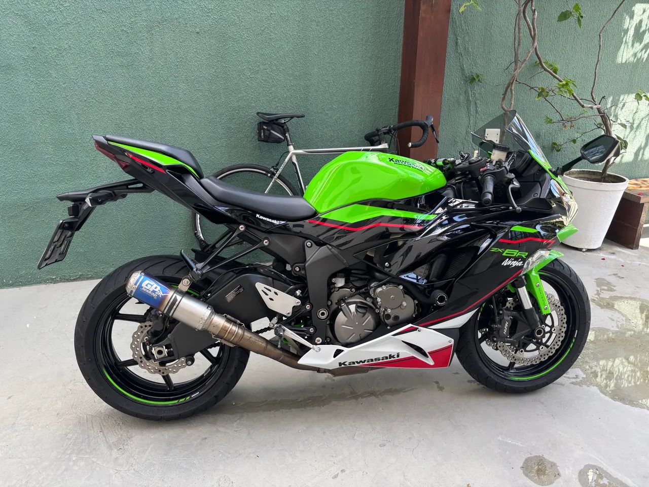 Kawasaki Zx-6r 636cc 2022 - 1501243435 | OLX