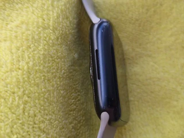 Apple Watch Series 8 45mm - Bateria 100% - Com Pulseiras Extras - Foto 3