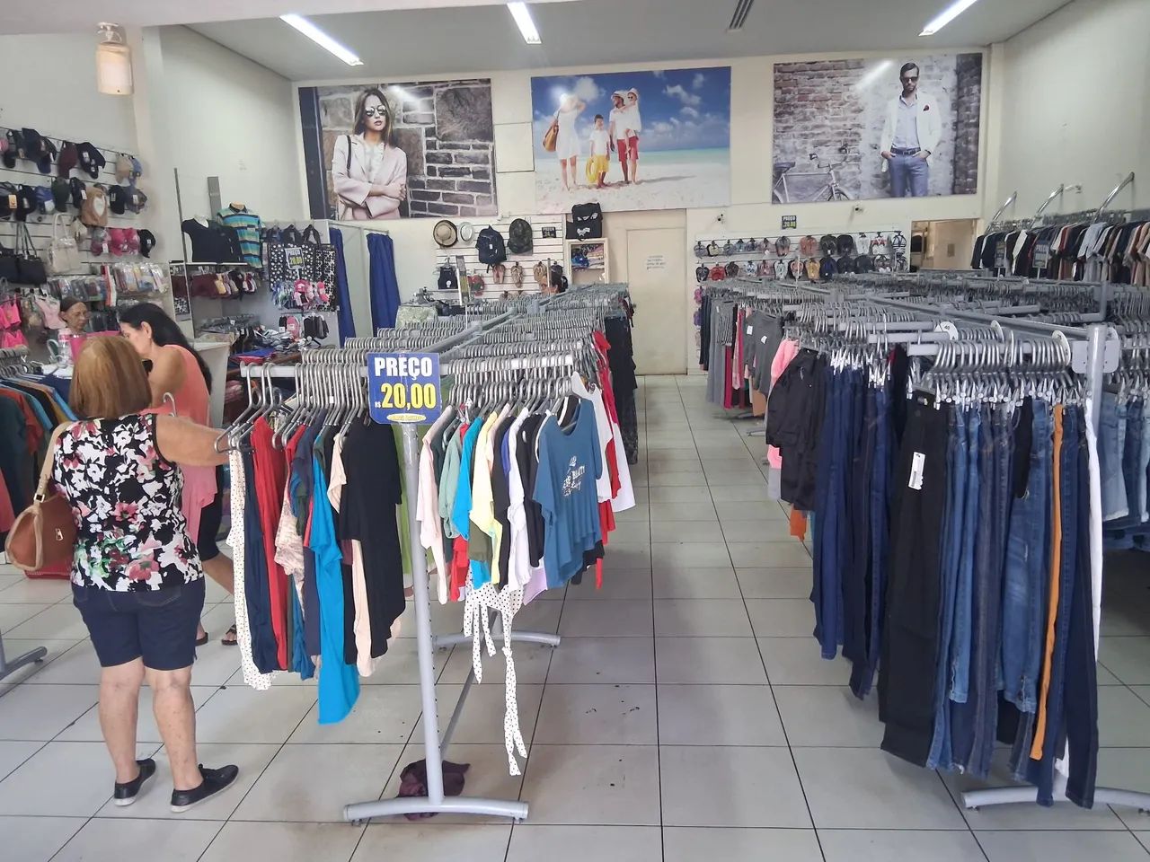 MONTAGEM DE LOJA DE ROUPAS 