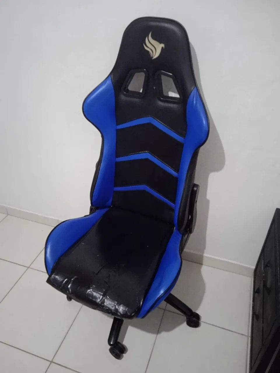 Cadeira gamer usada 