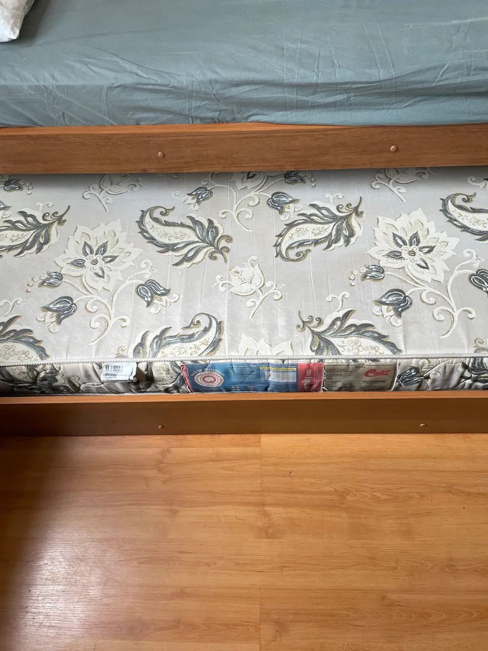 Cama Auxiliar de Solteiro