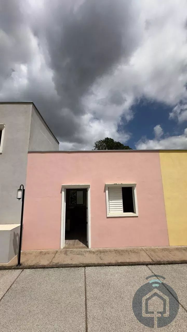 Kitnet com 1 Dormitório e Vaga de Garagem no Saboó!