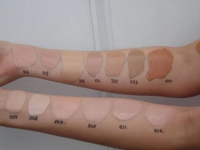 base cover up dermacol 207 - Foto 3