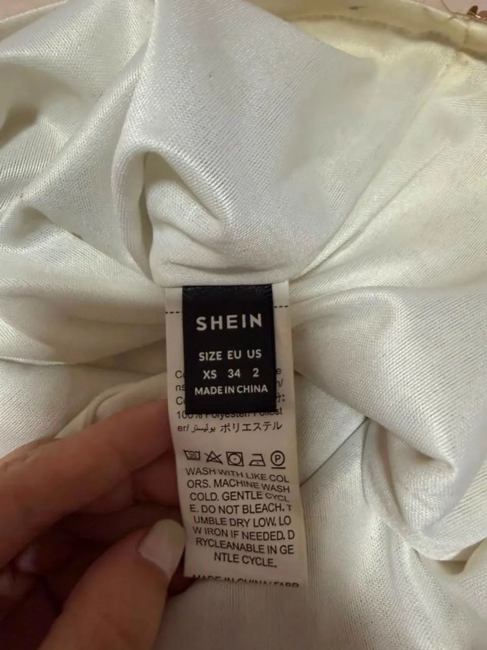 Saia Paetê Dourada Shein XS - Foto 2