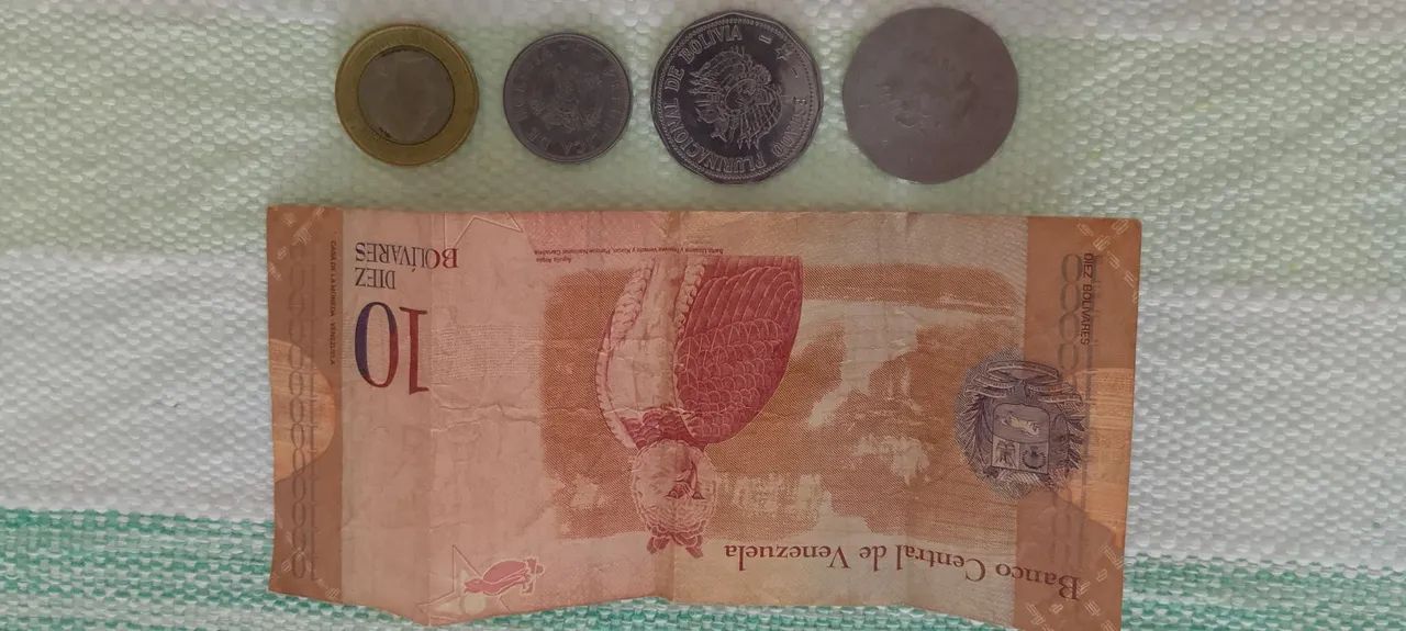 MOEDAS E CÉDULA  - Foto 2
