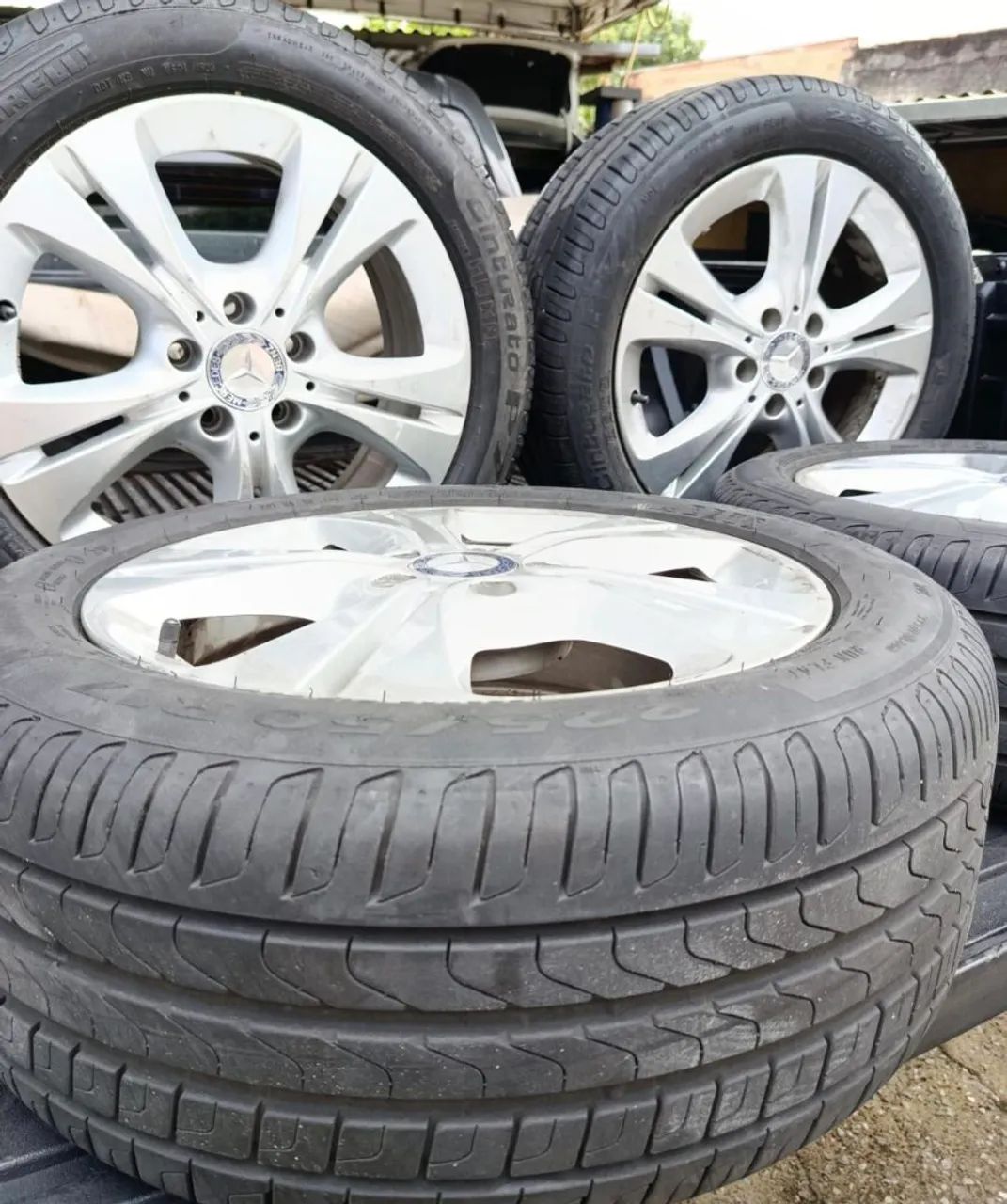 Rodas e pneus 225/50 R17 Mercedes c-180 - Foto 4