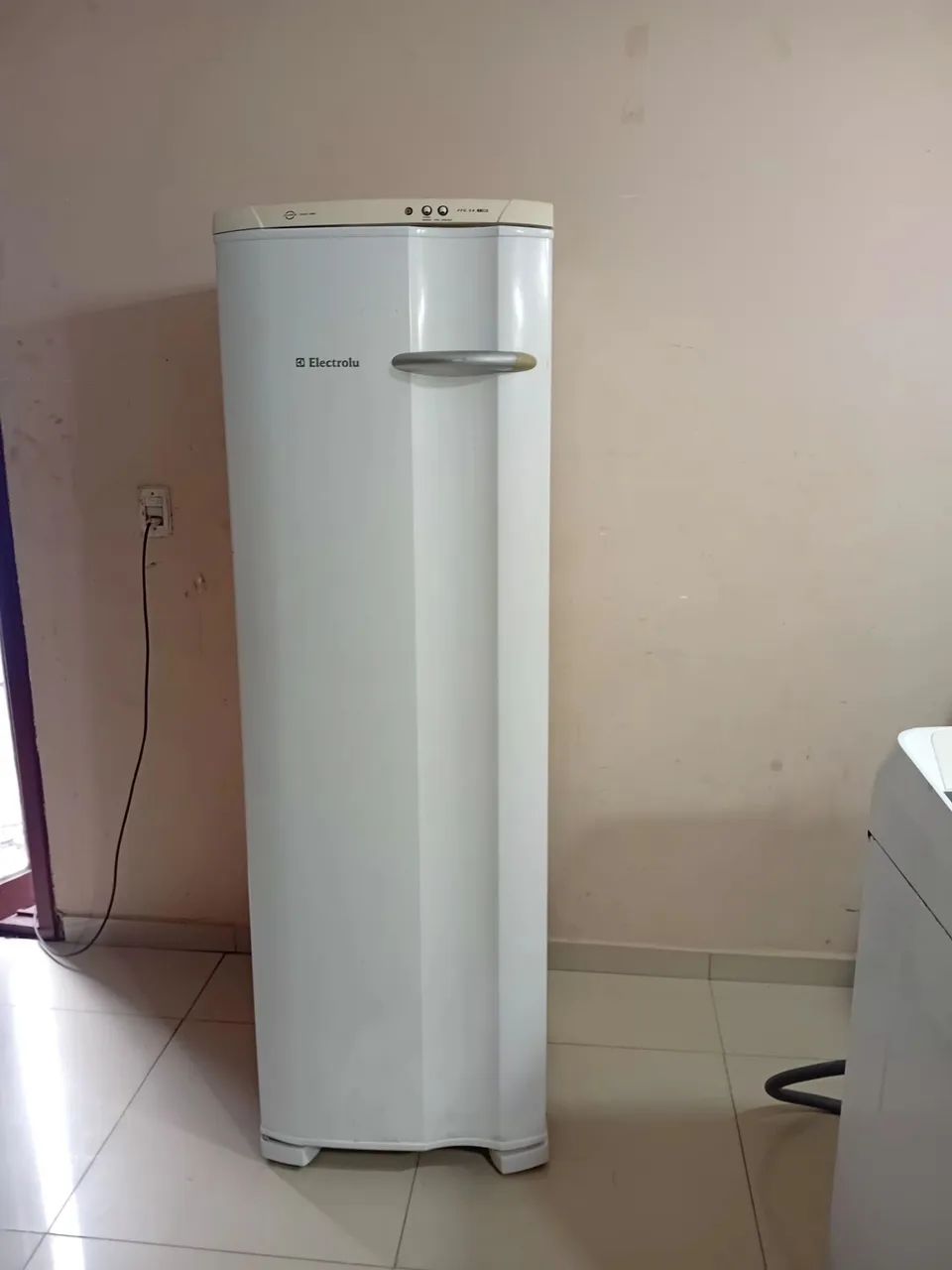 Frizer vertical