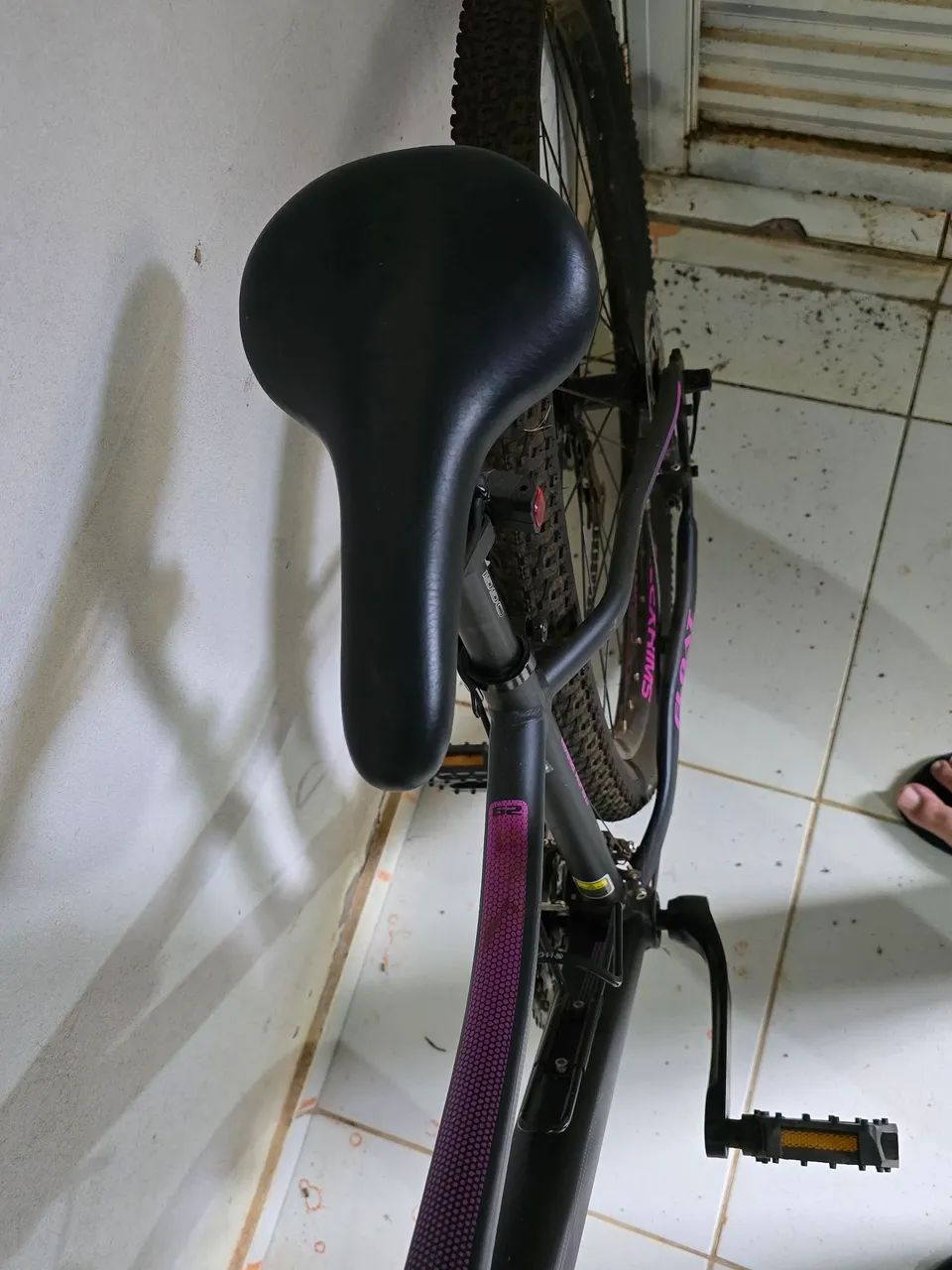 Bicicleta OGGI FLOAT 5.0 - EM PERFEITO ESTADO - Foto 4
