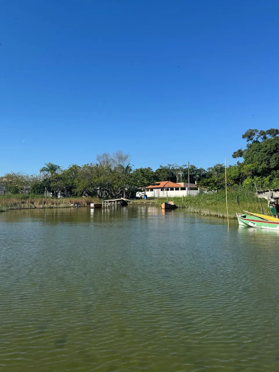 Casa em laguna fundo para lagoa  - Foto 4