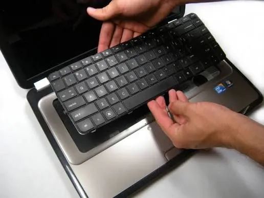 Troca de tela de notebook  - Foto 3