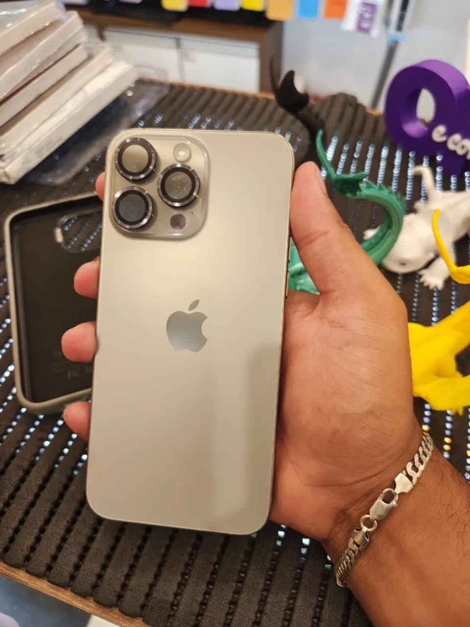 iPhone 15 Pro Max 256GB IMPECÁVEL