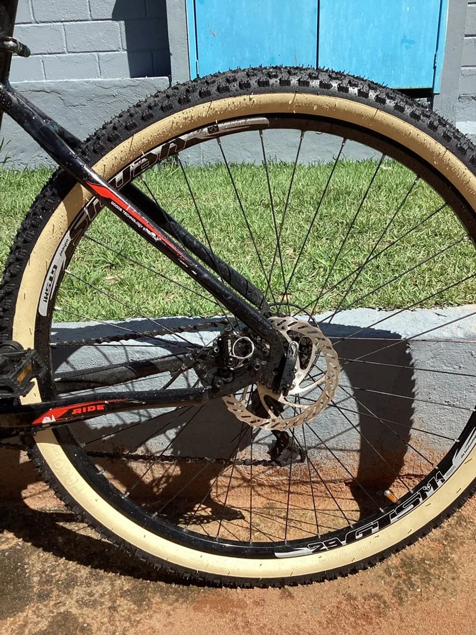 bicicleta GTSM1 NOVA 6 meses de uso - Foto 3